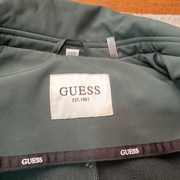 Guess jacket - Picture 2 of 3